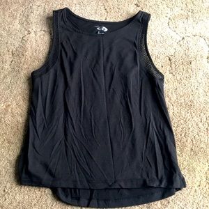 Workout tank top